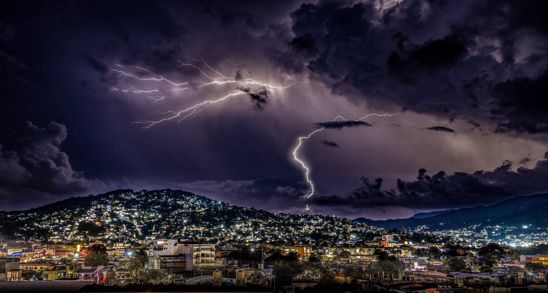 01   Karen Cooper (Large)