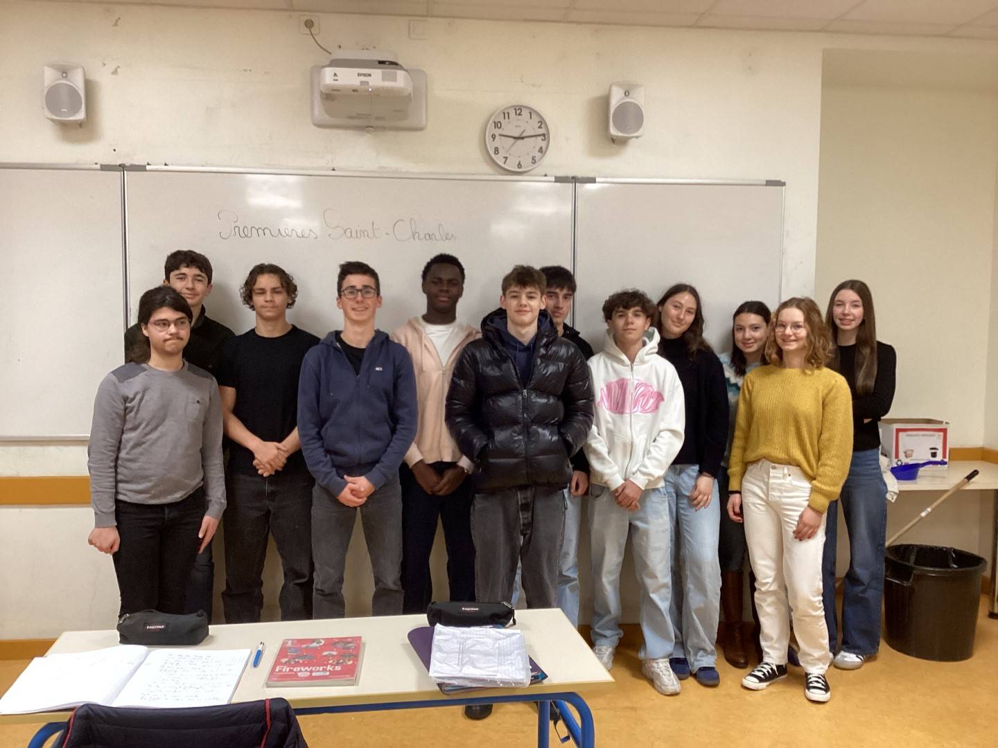 Photo classe de 1ère   Lycée Saint Charles, St Brieuc (Large)